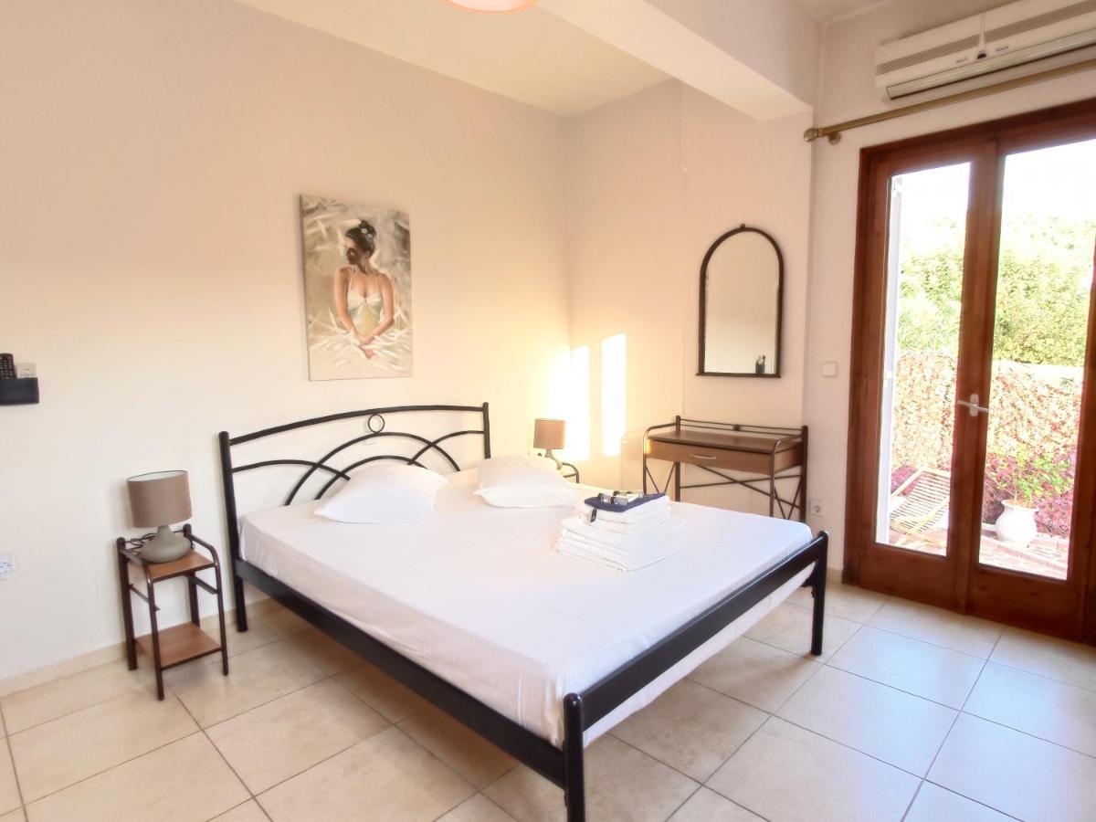 Iris Apartments Ithaca Vathy  Ngoại thất bức ảnh