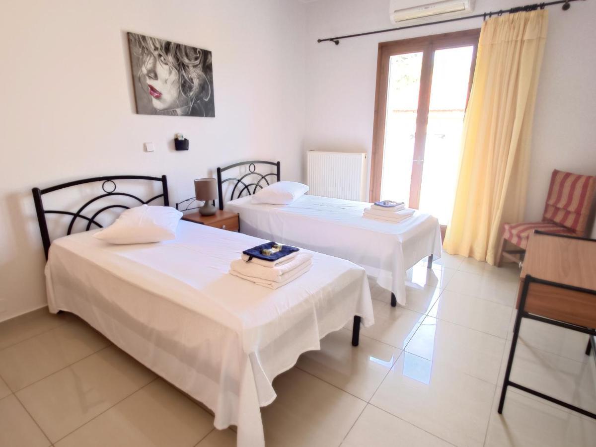 Iris Apartments Ithaca Vathy  Ngoại thất bức ảnh