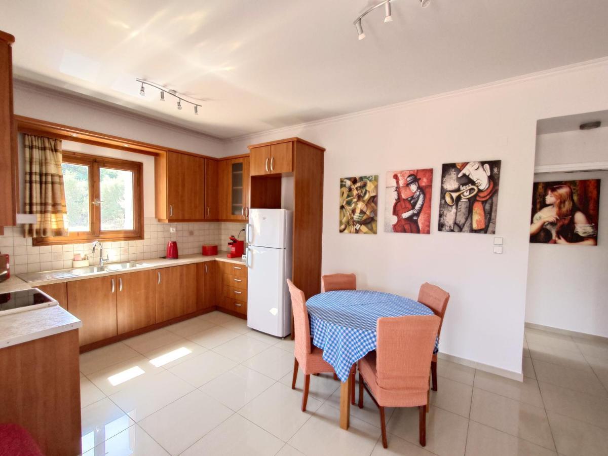 Iris Apartments Ithaca Vathy  Ngoại thất bức ảnh
